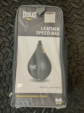 Everlast Black and Gold Leather Speed Bag
